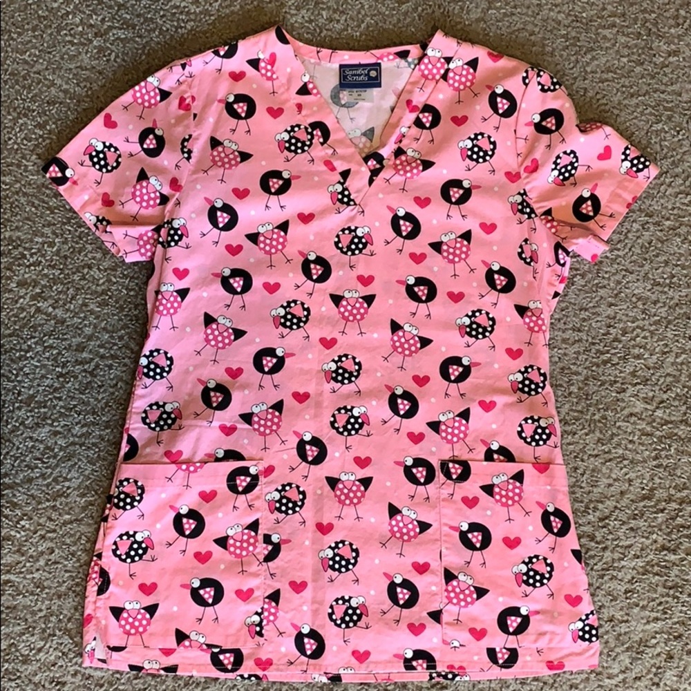 NWOT Sanibel scrub top (runs large)